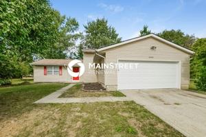 featured image of 6606 Merringer Ave