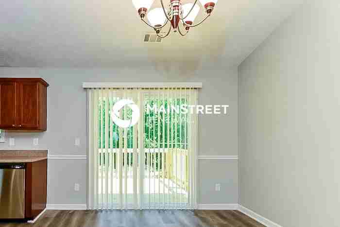 6012 Wellborn Trl - Photo 6 of 17