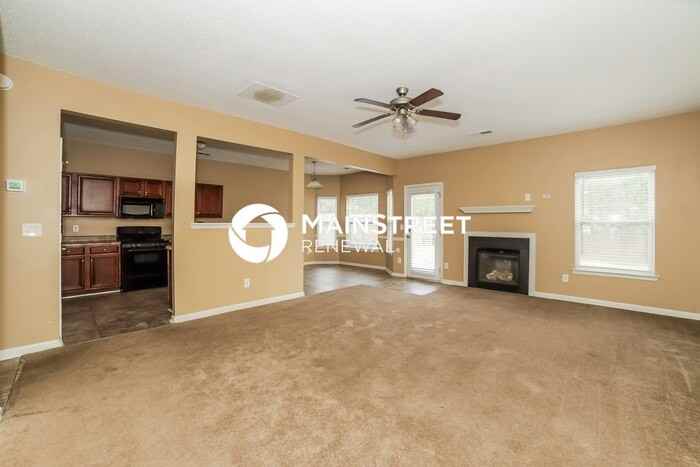 5596 Grande River Rd - Photo 4 of 17