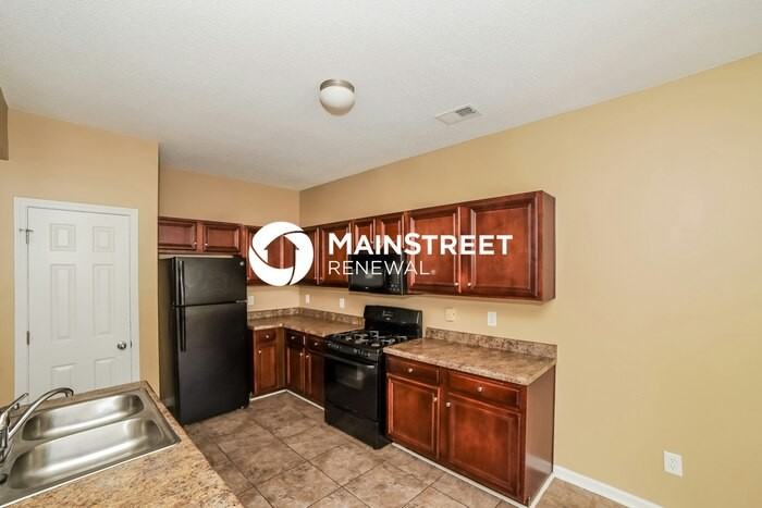 5596 Grande River Rd - Photo 6 of 17