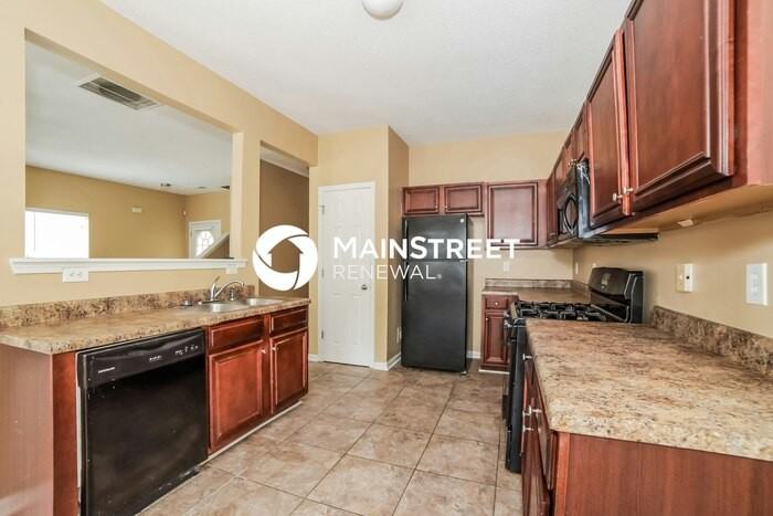 5596 Grande River Rd - Photo 7 of 17