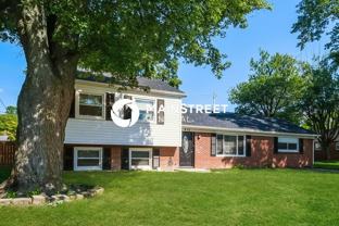 875 Maple Dr - Photo 1 of 1