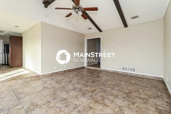 1905 Limestone Trl - Photo 3 of 14