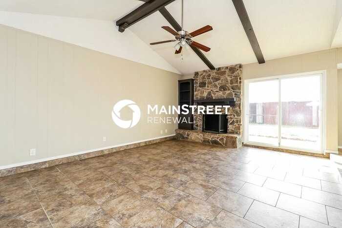 1905 Limestone Trl - Photo 5 of 14