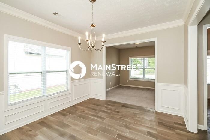 145 Parkway Dr - Photo 5 of 17