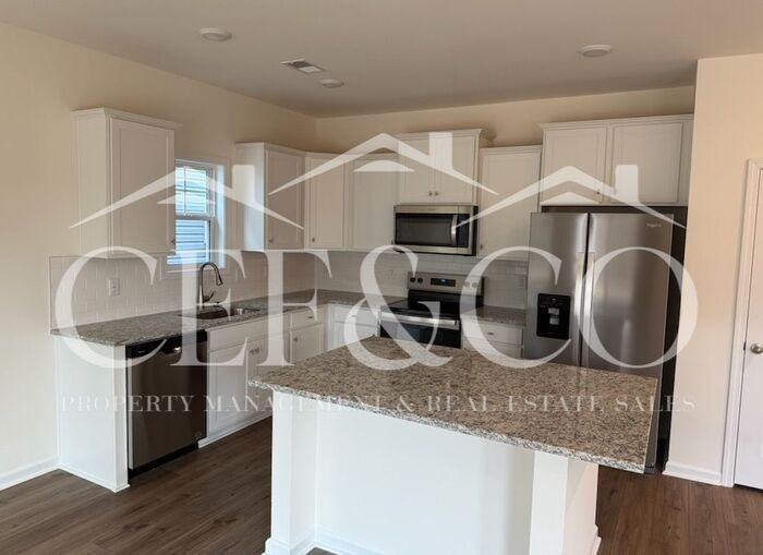 1119 Silverbend Trl - Photo 5 of 19