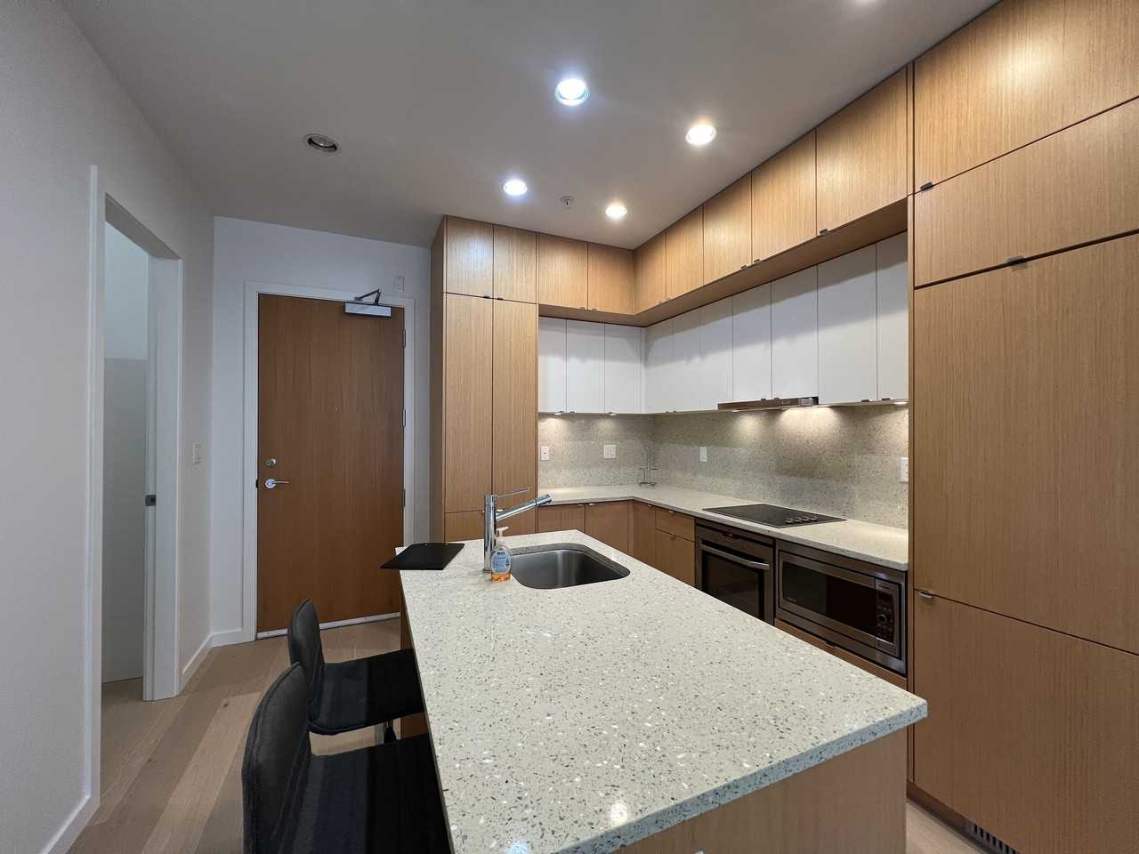 1205 Howe Street #4xx - Photo 4 of 17
