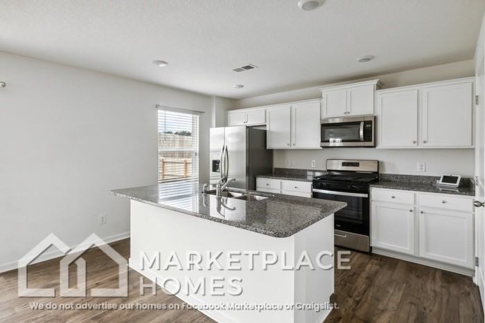 1208 Cole Dr - Photo 6 of 34