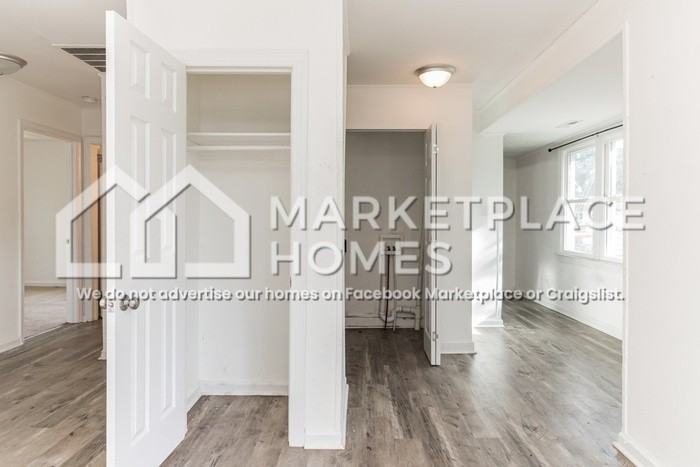 2247 Onslow Dr - Photo 6 of 23