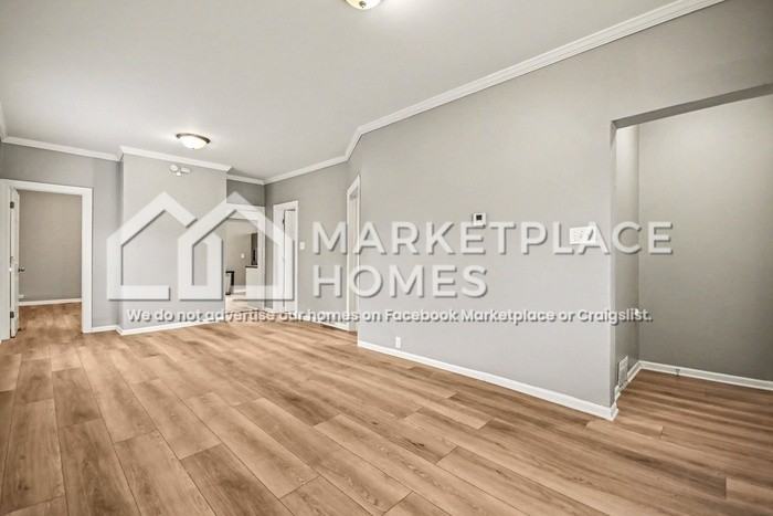 11256 S Homewood Ave - Photo 4 of 15