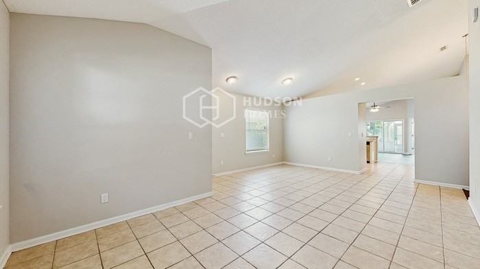 1064 Moosehead Dr - Photo 4 of 33