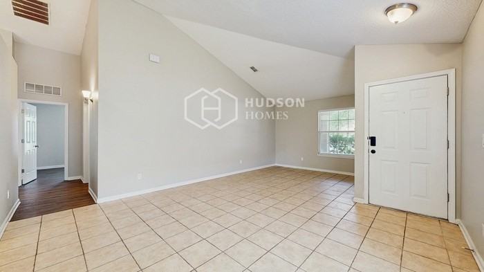1064 Moosehead Dr - Photo 5 of 33