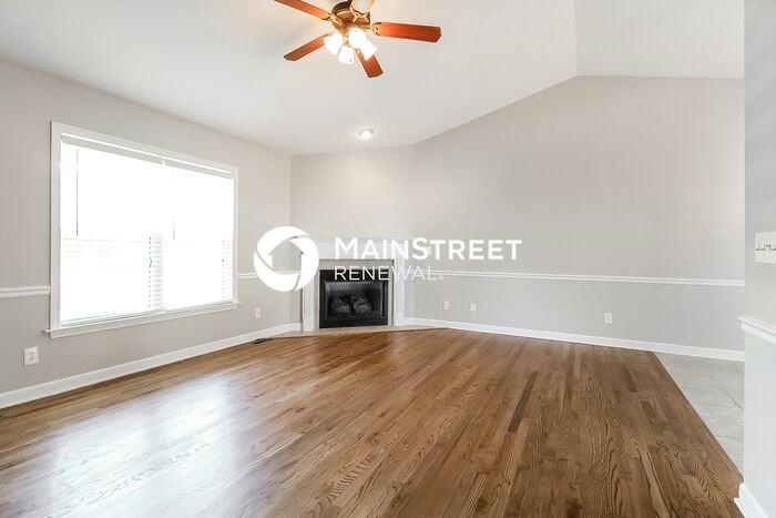 533 May Rd - Photo 4 of 16