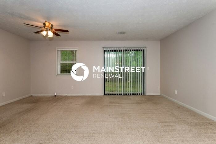 271 River Chase Dr - Photo 3 of 16