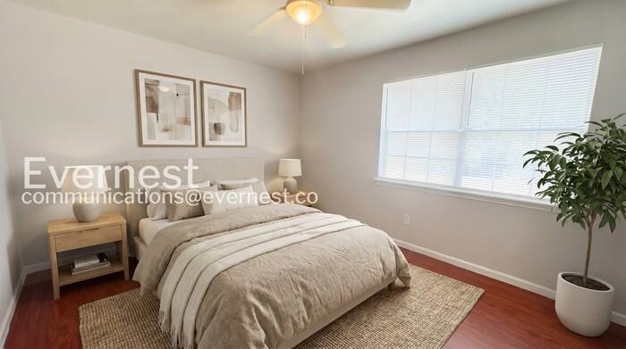 1100 Cotton Ave Sw #B - Photo 7 of 15