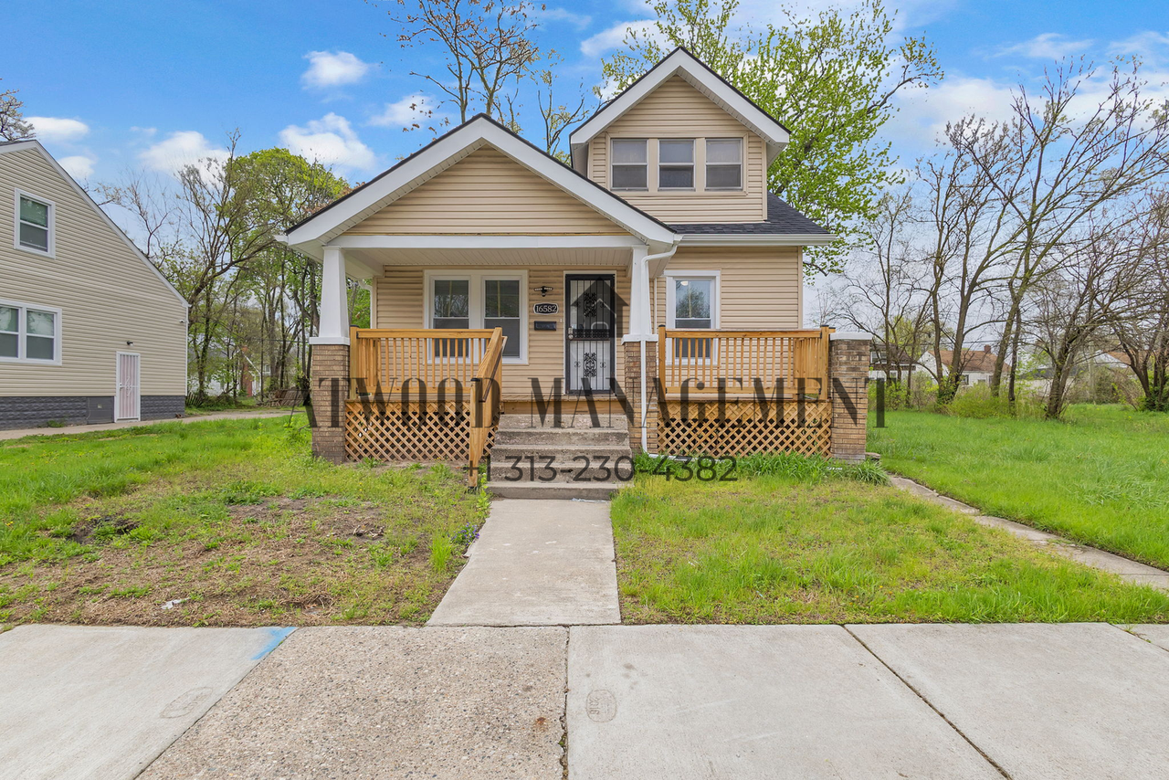16582 Santa Rosa Dr