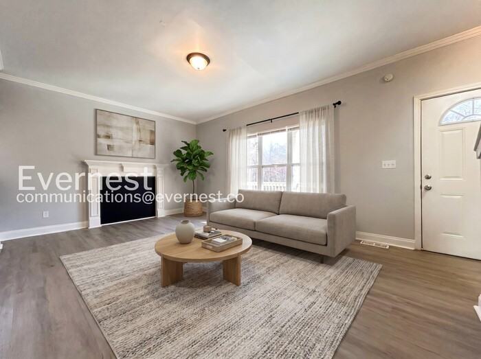 936 Hall St Nw - Photo 3 of 25