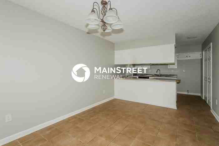 3437 Laurelwood St - Photo 2 of 18