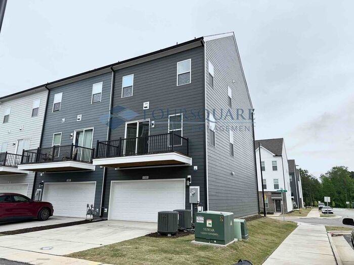1501 Village Hall Ln - Photo 6 of 35