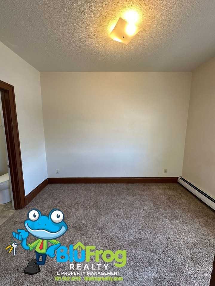 402 2nd Ave Nw #306 - Photo 5 of 7