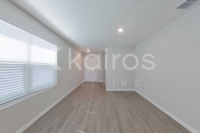 4445 Sw 85th Ln - Photo 2 of 22