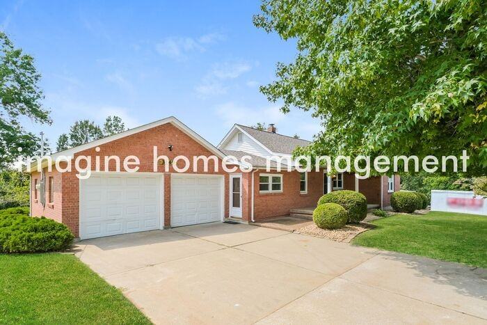 3149 Duquette Dr - Photo 4 of 23