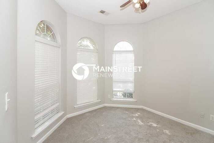 9054 Gracie Ln - Photo 3 of 14