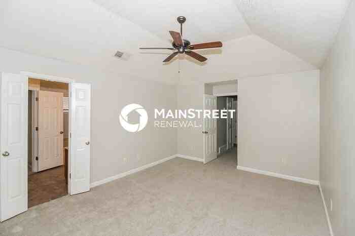 9054 Gracie Ln - Photo 6 of 14