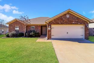 303 Stone Creek Dr - Photo 1 of 1