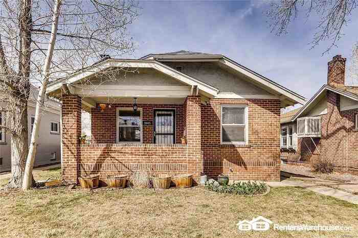 2045 S Logan St - Photo 2 of 29