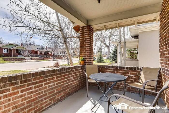 2045 S Logan St - Photo 5 of 29