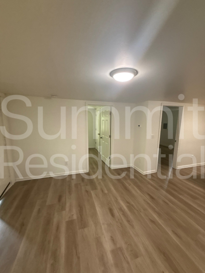 604 Betty St - Photo 4 of 16