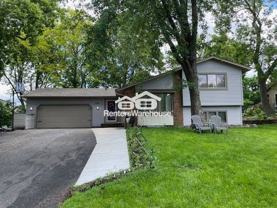 536 Lake Cove Ct - Photo 1 of 1