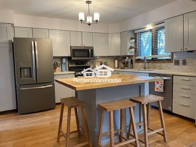 536 Lake Cove Ct - Photo 2 of 21