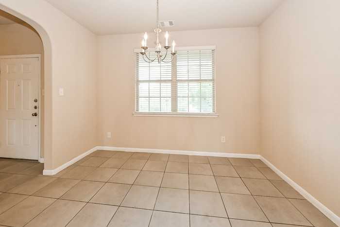 9719 Deborah Colony Ln - Photo 4 of 15