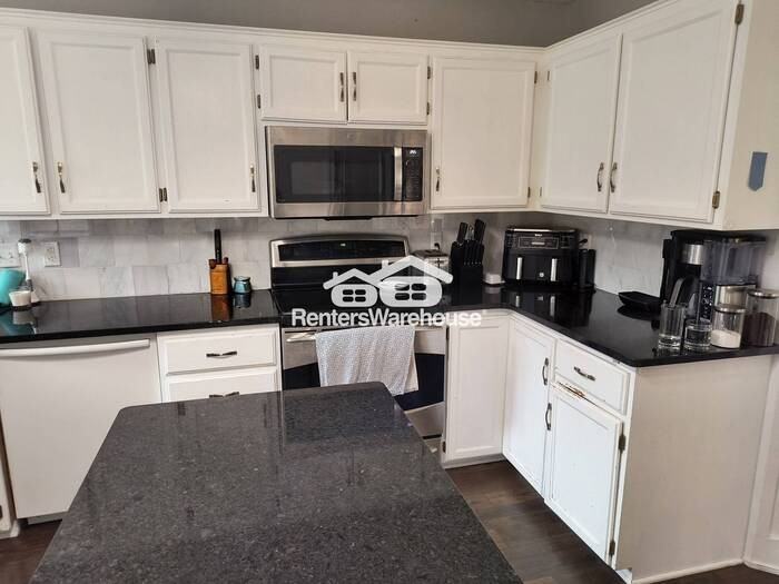 14815 40th Ave N - Photo 4 of 40