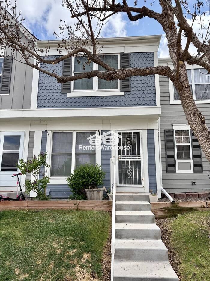 19920 Victorian Way - Photo 2 of 16