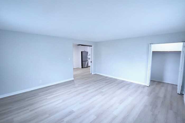 1276 Bailey Rd - Photo 3 of 12