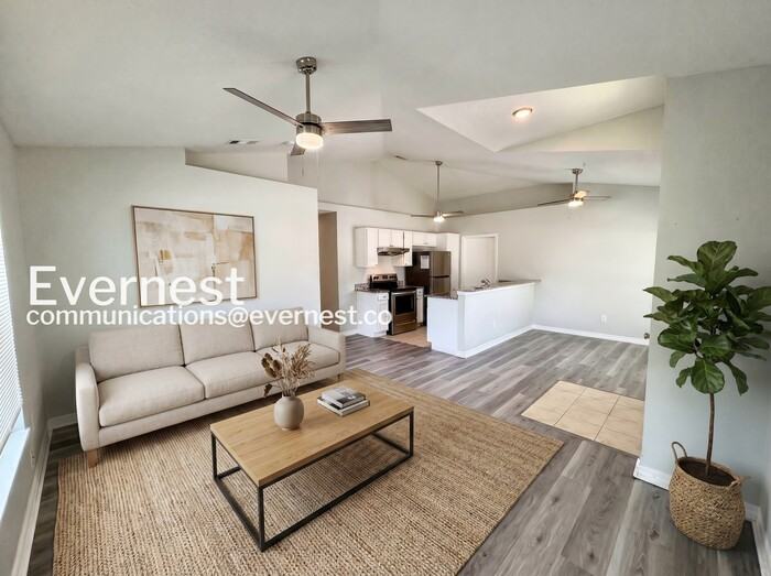 7870 Pine Fork Dr - Photo 2 of 22
