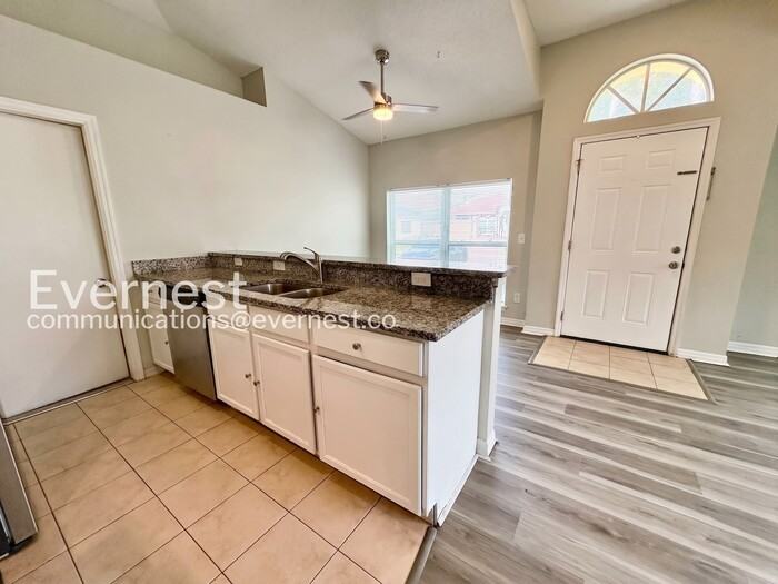 7870 Pine Fork Dr - Photo 5 of 22