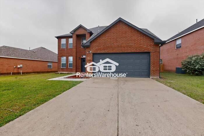 4106 Carrington Dr - Photo 5 of 49