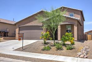featured image of 704 W Calle Vela Mayor