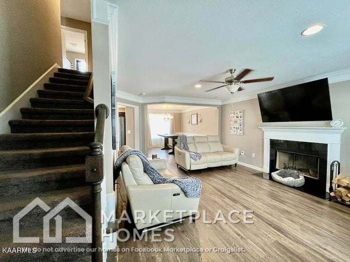 1129 Cloud View Dr - Photo 5 of 20