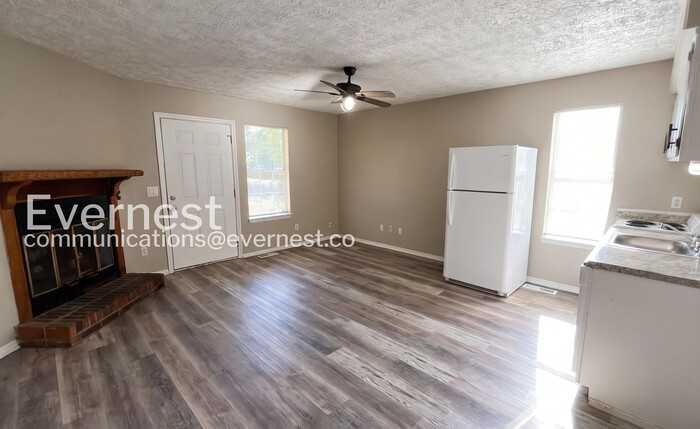 3392 Shadowlawn Dr #A - Photo 2 of 14