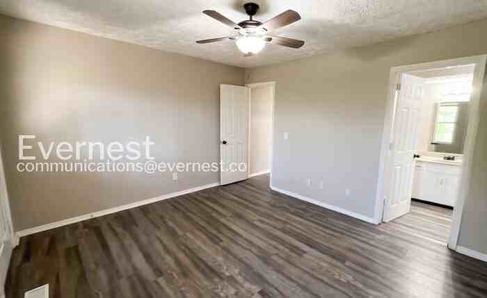 3392 Shadowlawn Dr #A - Photo 7 of 14