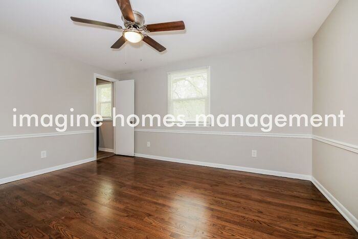 7614 W 95th Ter - Photo 7 of 18