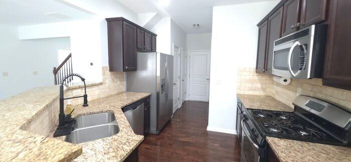 4830 Waterbrooke Xing - Photo 5 of 20