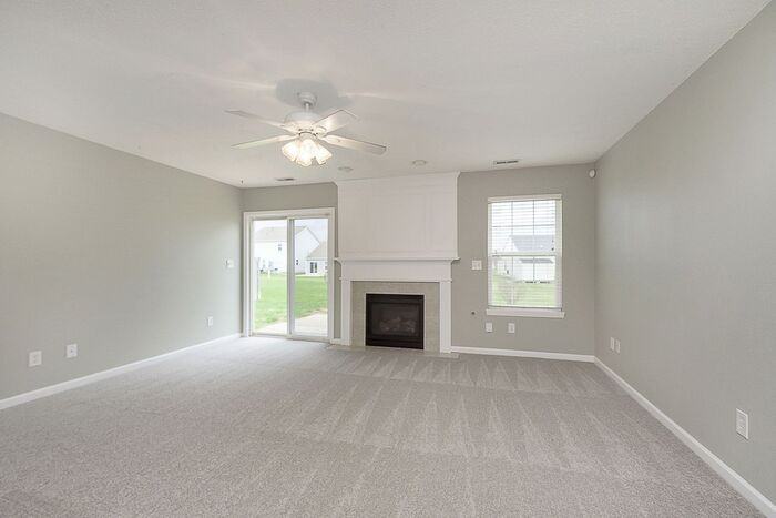 19539 Prairie Crossing Dr - Photo 7 of 21
