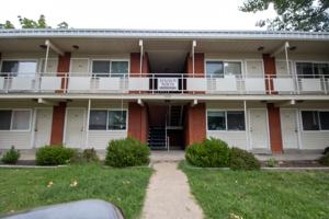 featured image of 2209 Oakwood Dr