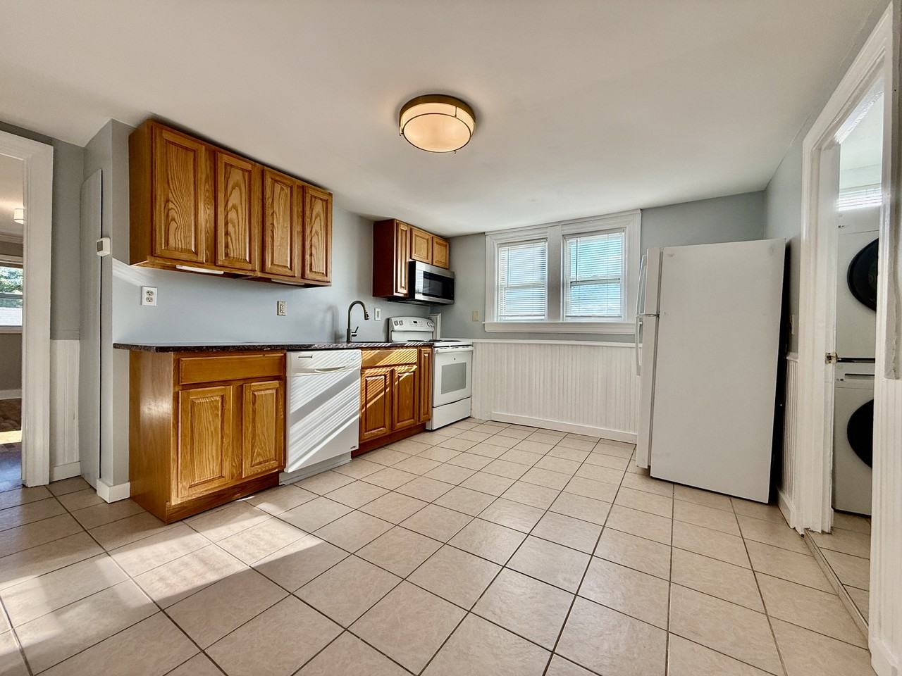 90 Pleasant St #3 - Photo 2 of 12